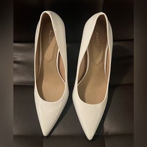 Aldo Heels Size 8, White, Fit Small